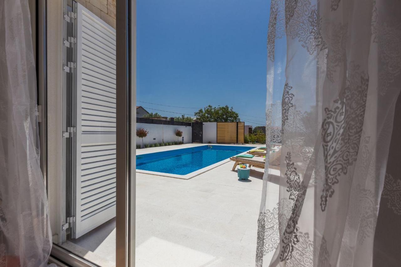 Vila Gallo Galovac  ภายนอก รูปภาพ