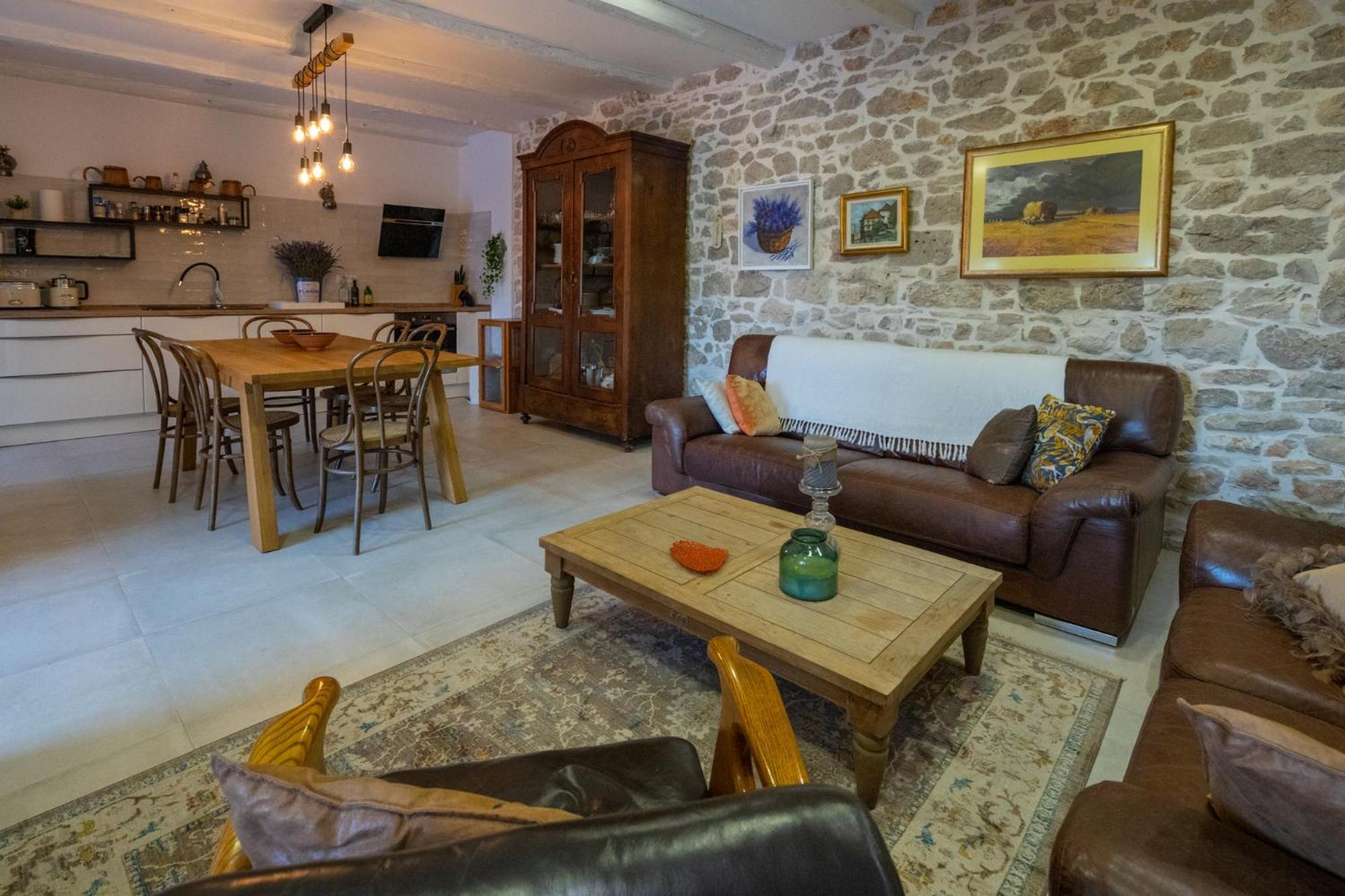 Vila Gallo Galovac  ภายนอก รูปภาพ