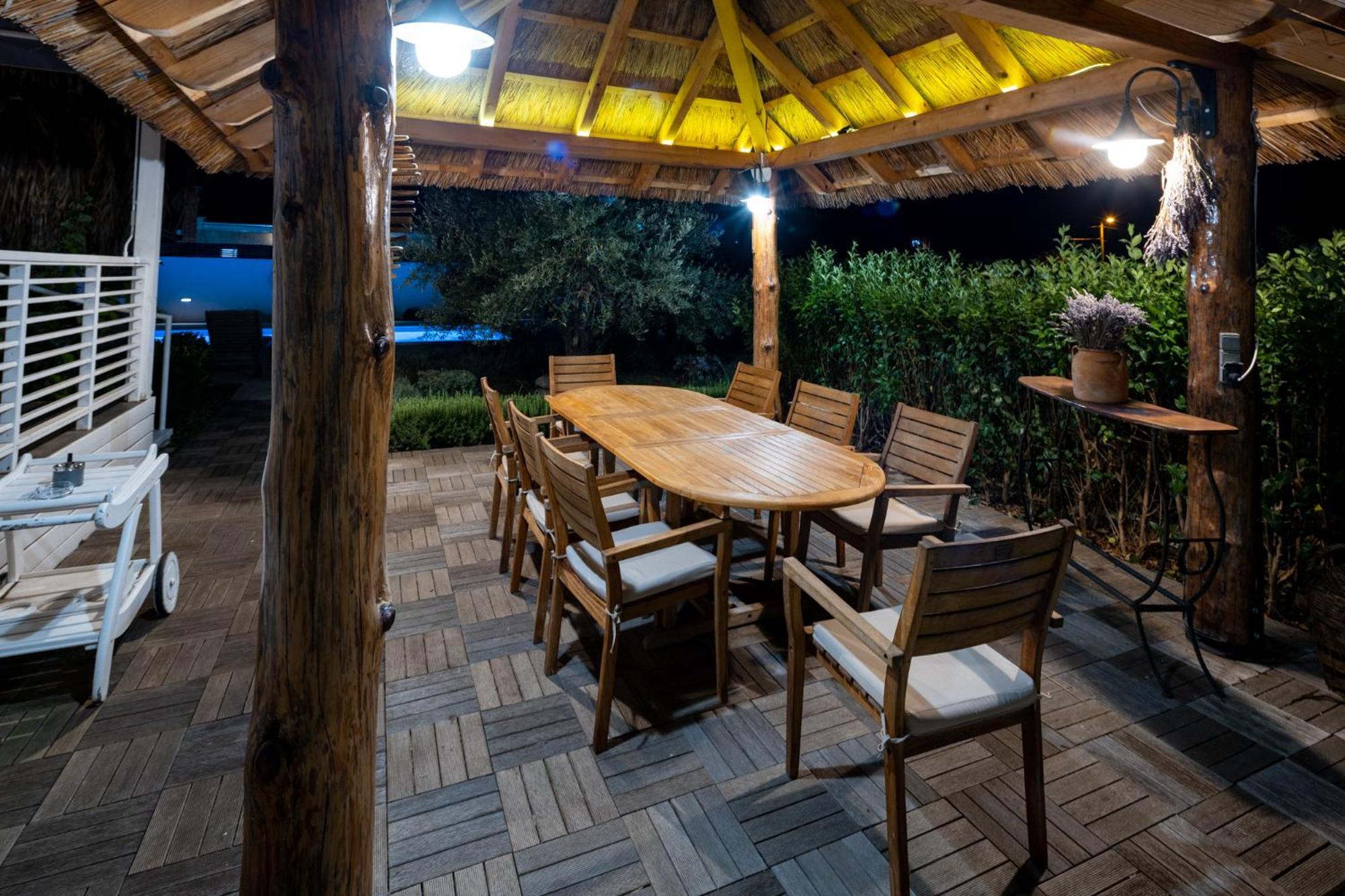 Vila Gallo Galovac  ภายนอก รูปภาพ