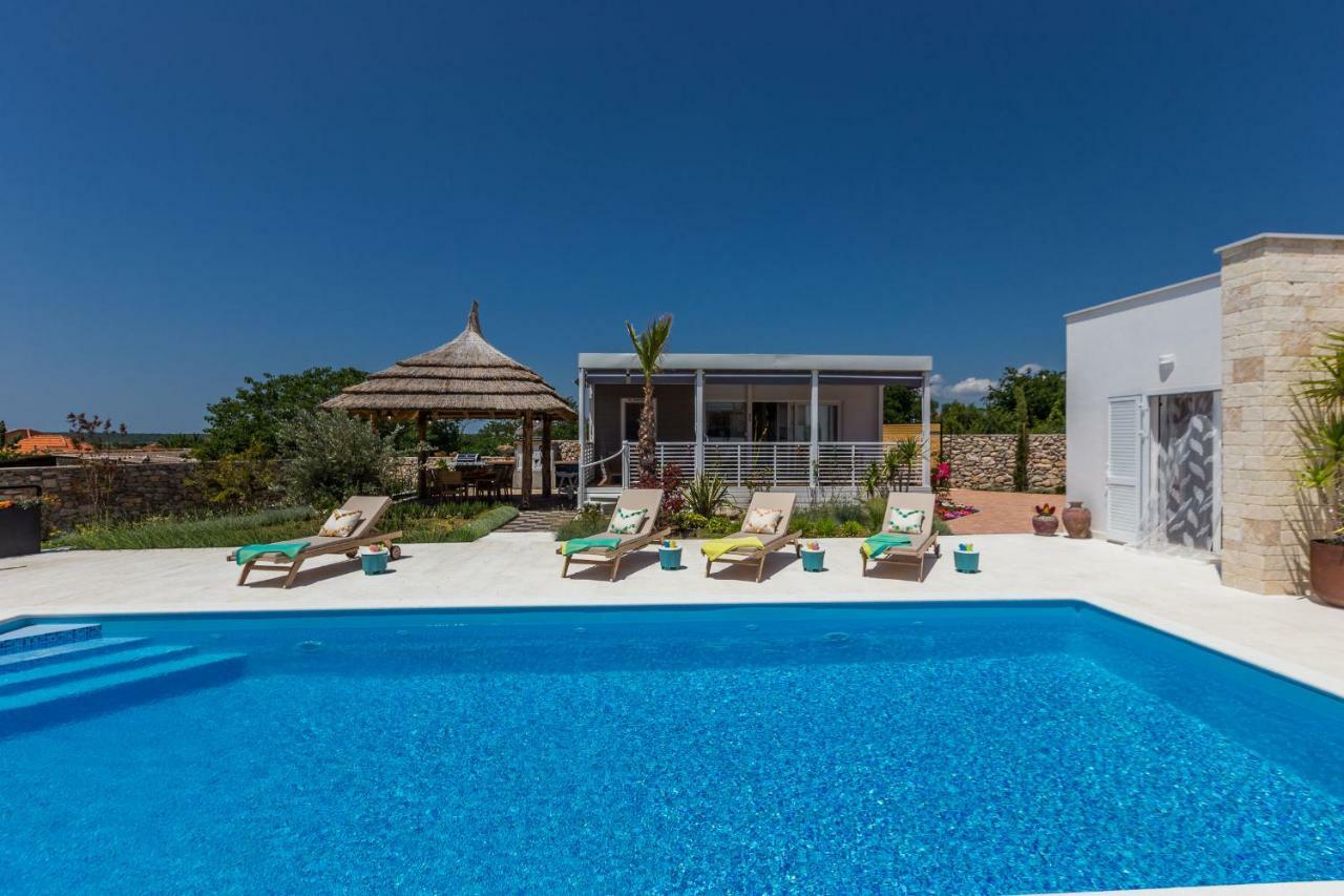 Vila Gallo Galovac  ภายนอก รูปภาพ