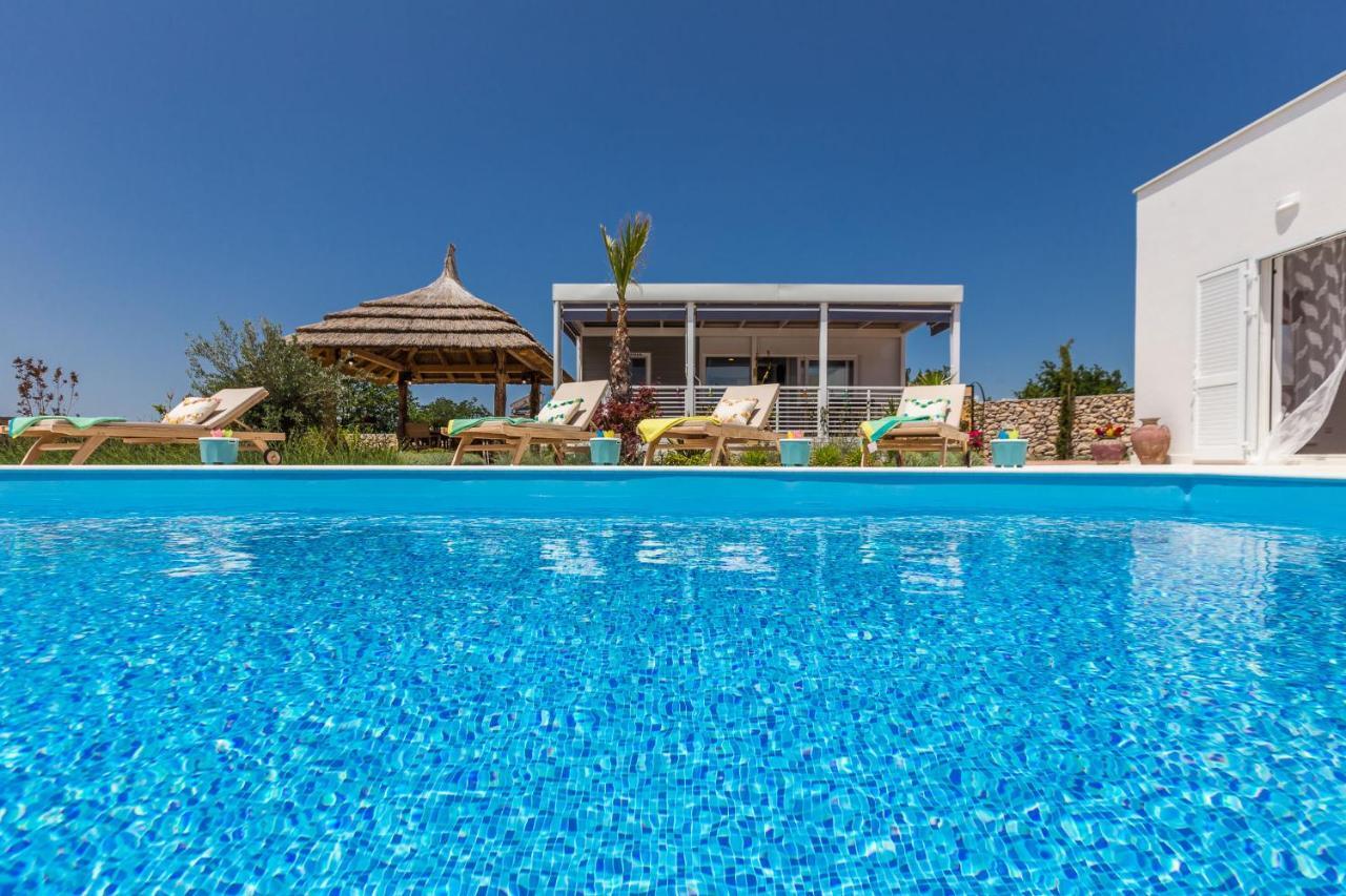 Vila Gallo Galovac  ภายนอก รูปภาพ