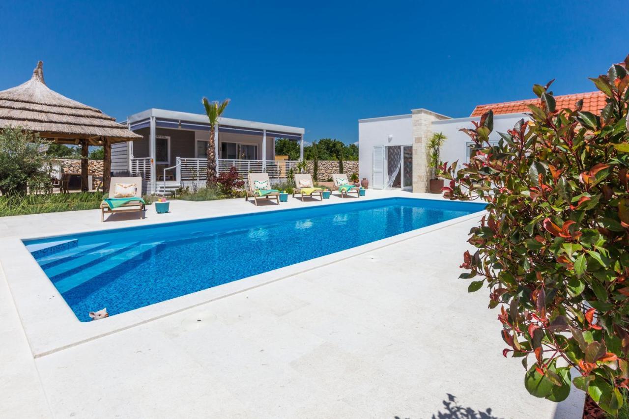 Vila Gallo Galovac  ภายนอก รูปภาพ